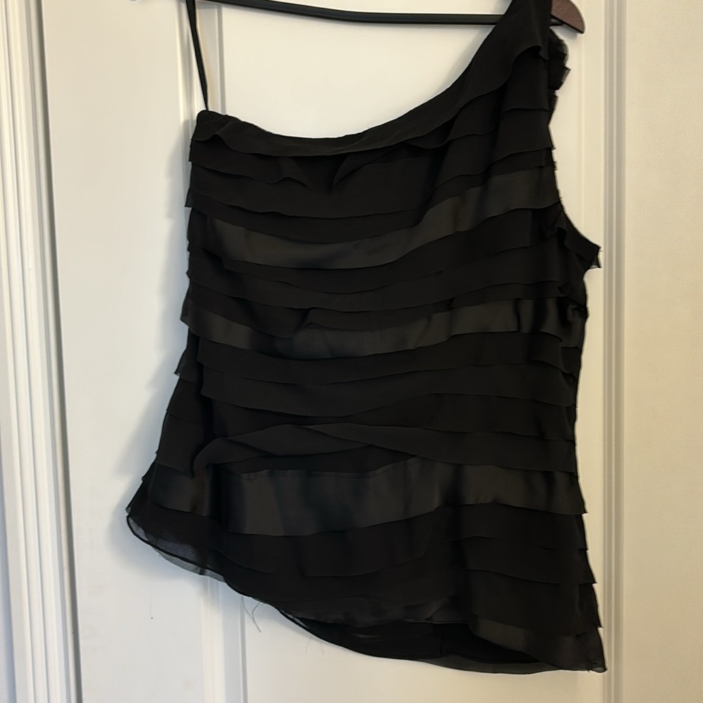 White House Black Market One Shoulder Black Blouse NWOT Size 16 - Picture 5 of 5